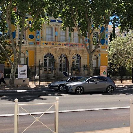 Magnifique T3 Dans Une Residence Au Centre De Toulon Exterior photo
