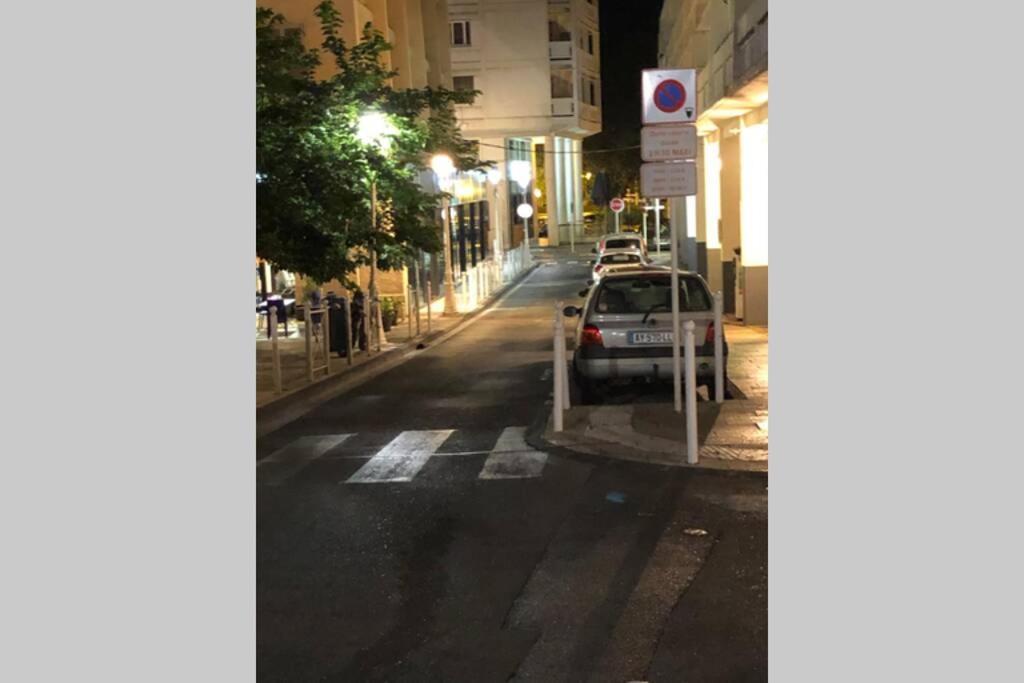 Magnifique T3 Dans Une Residence Au Centre De Toulon Exterior photo