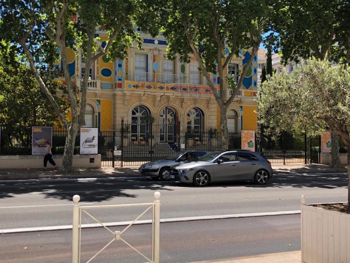 Magnifique T3 Dans Une Residence Au Centre De Toulon Exterior photo