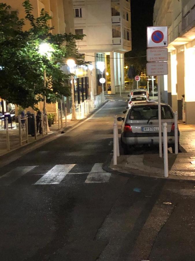 Magnifique T3 Dans Une Residence Au Centre De Toulon Exterior photo